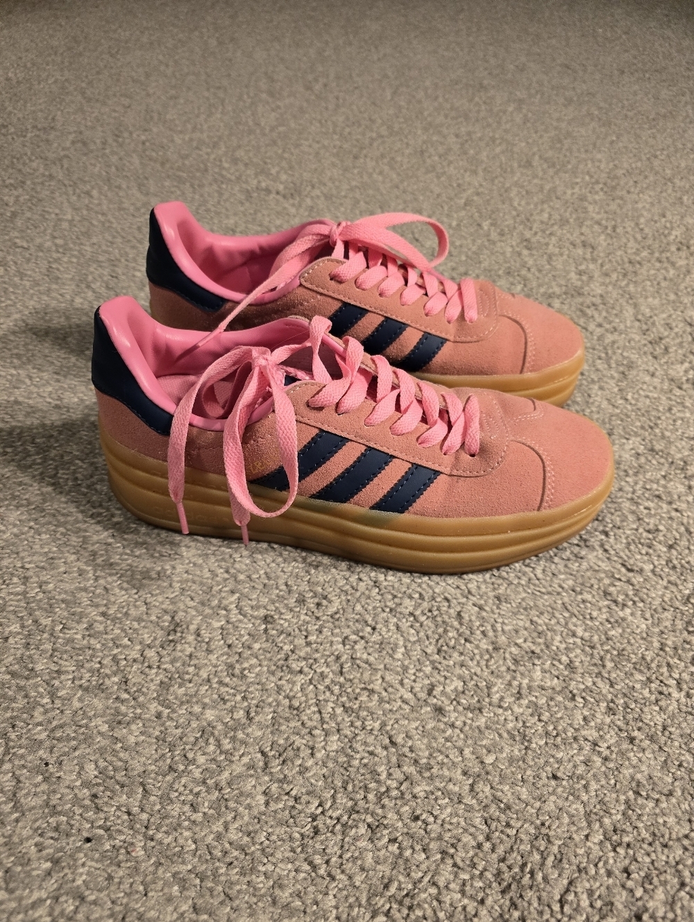 Adidas Bold Pink Glow Gum Platform Sneakers Size 7.5 Gazelle Suede